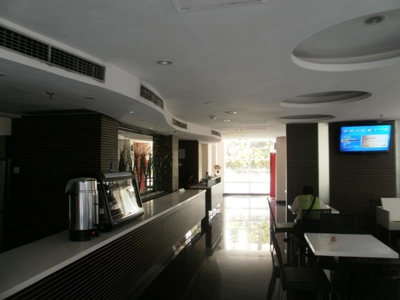 Studio One Thamrin Hotel Jacarta Exterior foto