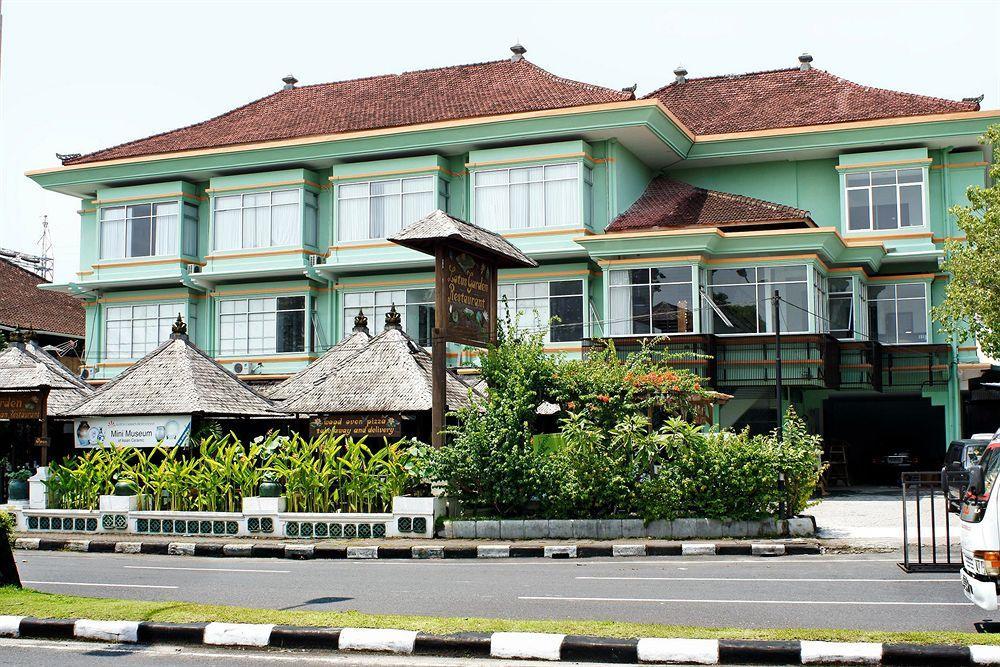 Studio One Thamrin Hotel Jacarta Exterior foto