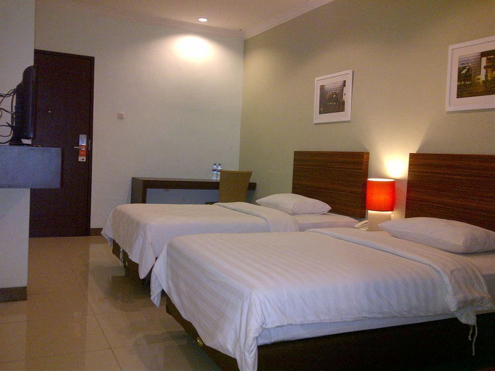 Studio One Thamrin Hotel Jacarta Exterior foto