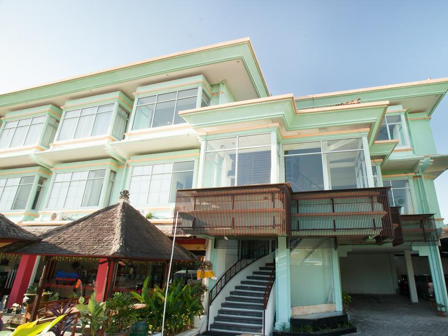 Studio One Thamrin Hotel Jacarta Exterior foto